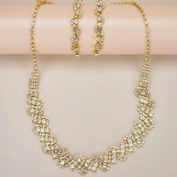 Best Gift Rhinestone Jewelry Set - Picture 3 of 6